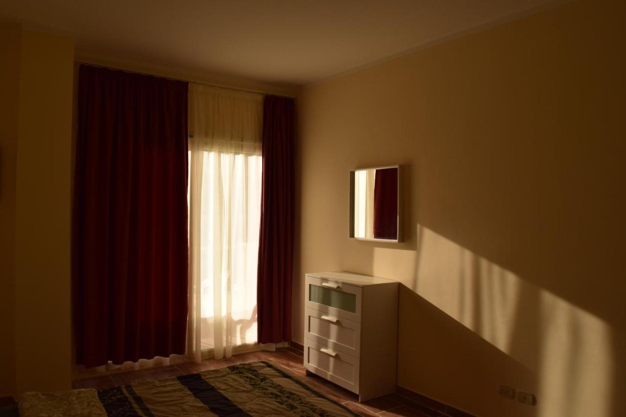 Florenza Khamsin 1 Bedroom Apartment With Swimming Pool View 후르가다 외부 사진