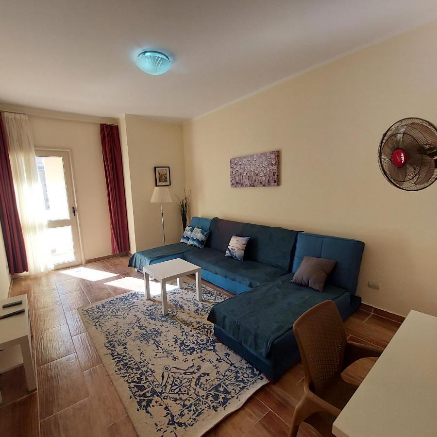 Florenza Khamsin 1 Bedroom Apartment With Swimming Pool View 후르가다 외부 사진